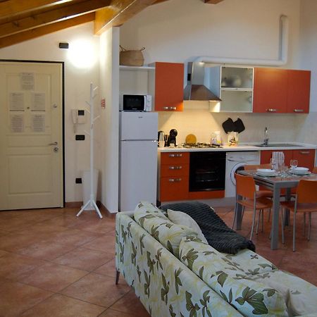 Apartamento Casa Viola, Deliziosa Mansarda In Centro Storico Módena Exterior foto