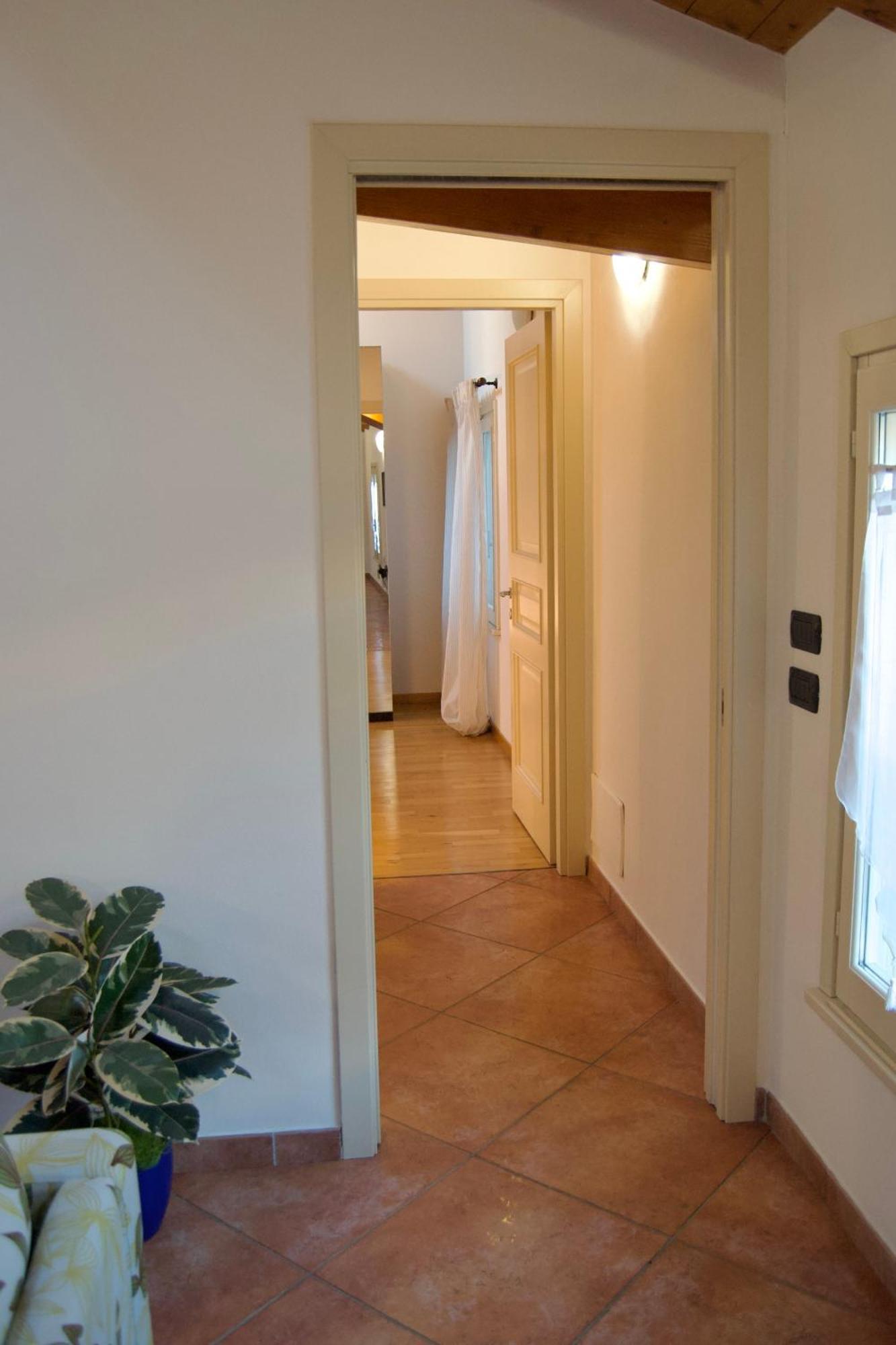 Apartamento Casa Viola, Deliziosa Mansarda In Centro Storico Módena Exterior foto