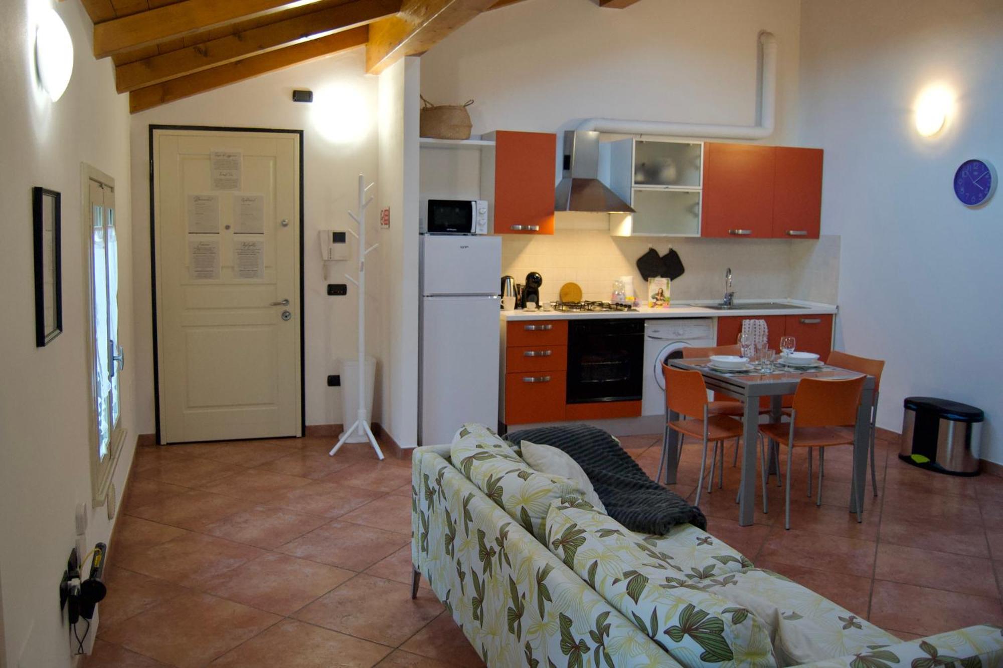Apartamento Casa Viola, Deliziosa Mansarda In Centro Storico Módena Exterior foto